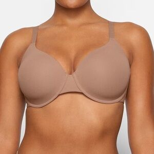 NWT Skims Fits Everybody T-Shirt Bra (38H) Color: Sienna
